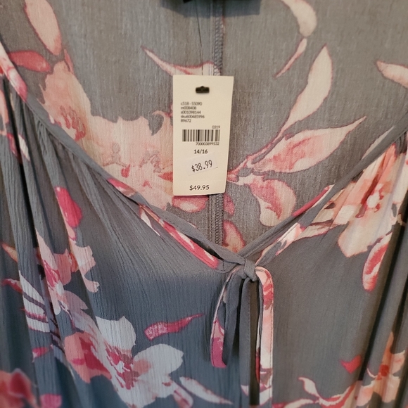 Lane Bryant Long Sleeve Gray Floral Bohemian Top - Picture 5 of 6